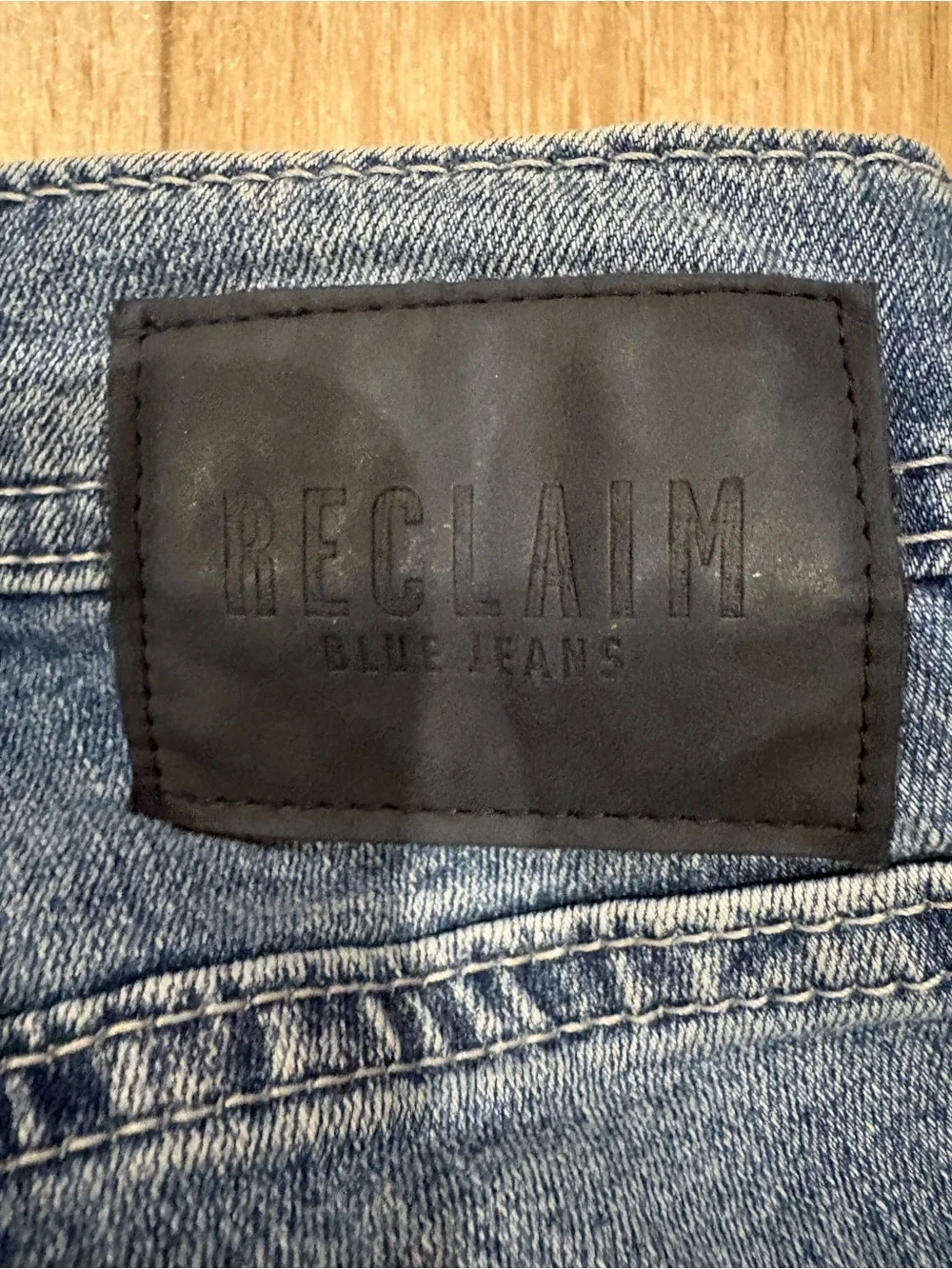 Reclaim Slim Straight Men’s Jeans in Medium Blue